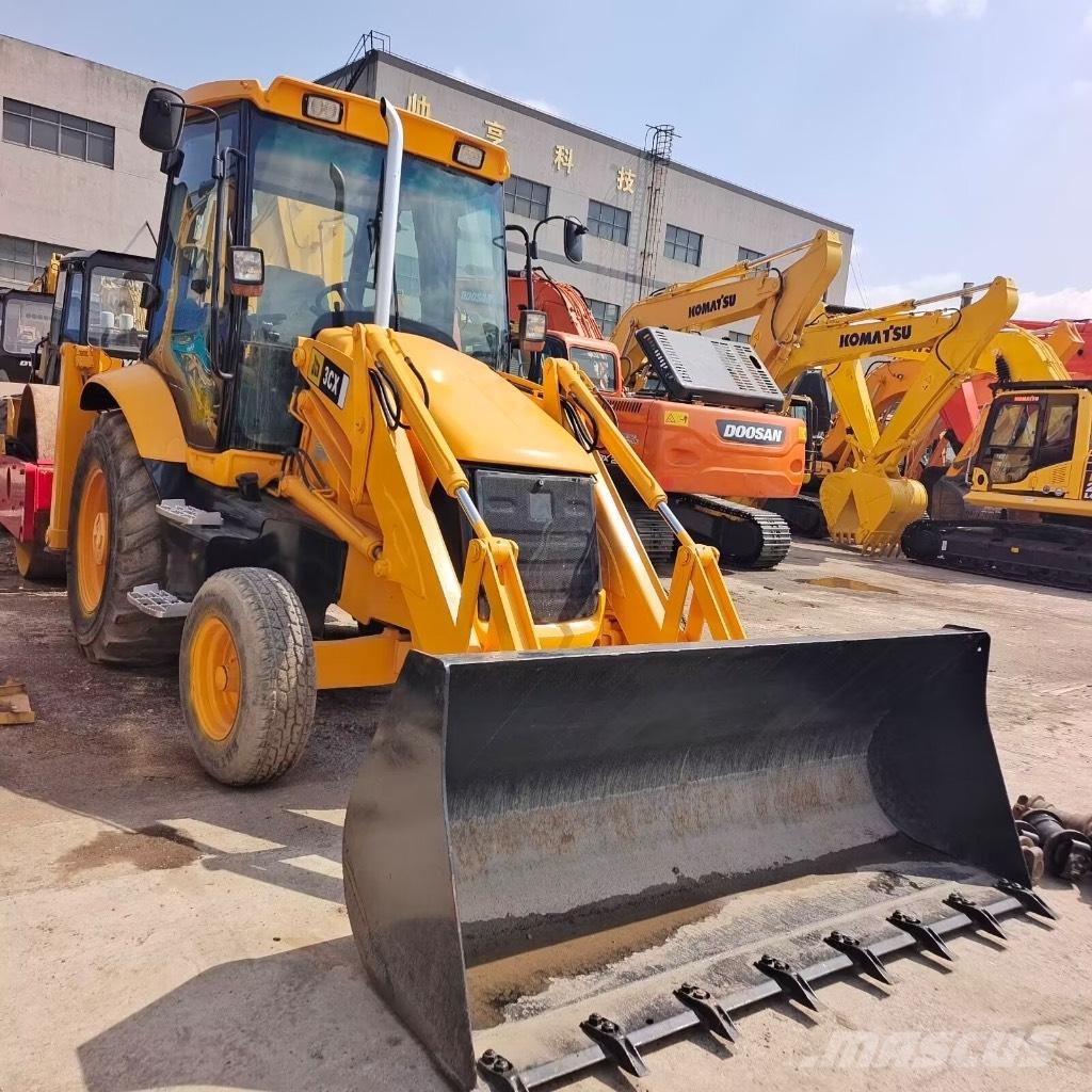 JCB 3 CX لوادر بعجل