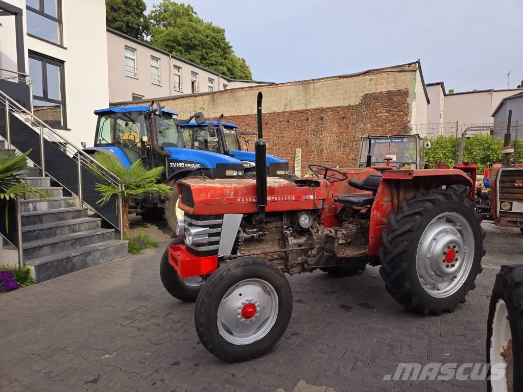 Massey Ferguson 158 الجرارات