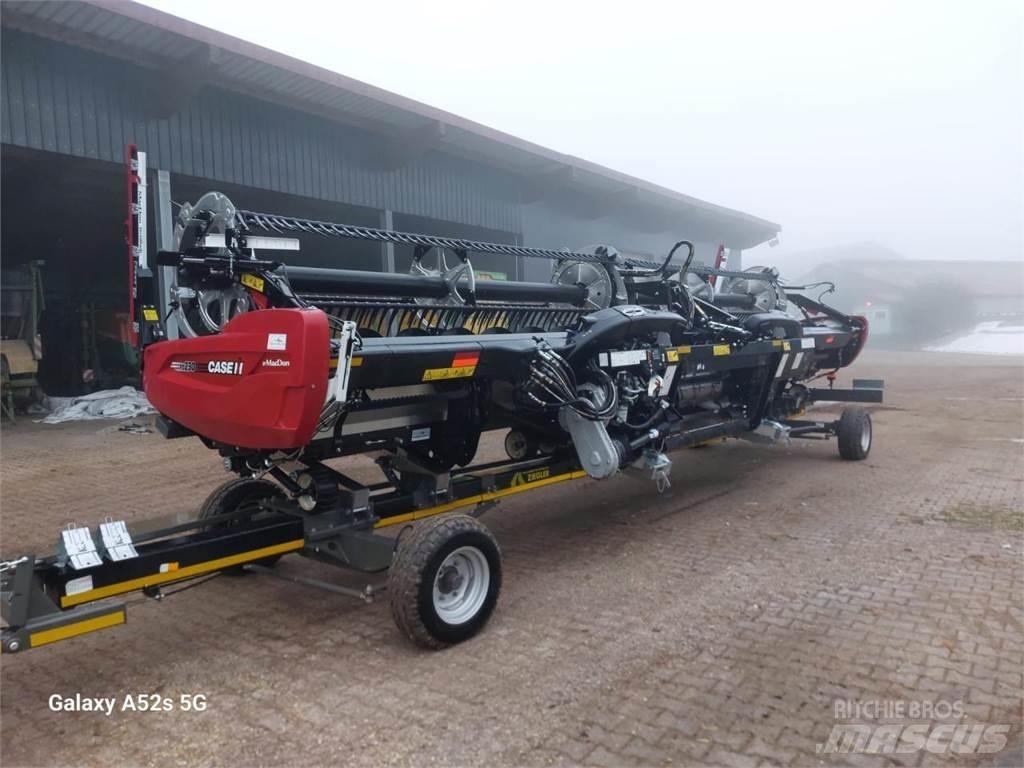 MacDon FD 230 ملحقات الحصادات