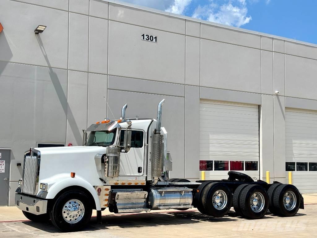 Kenworth W 900 وحدات الجر