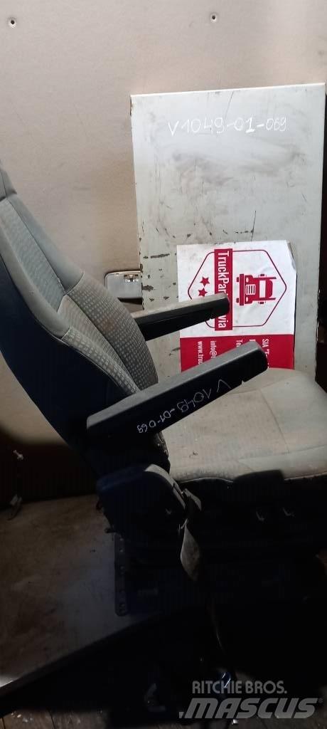 Volvo FH 13.    20591480 كابينة والداخلية