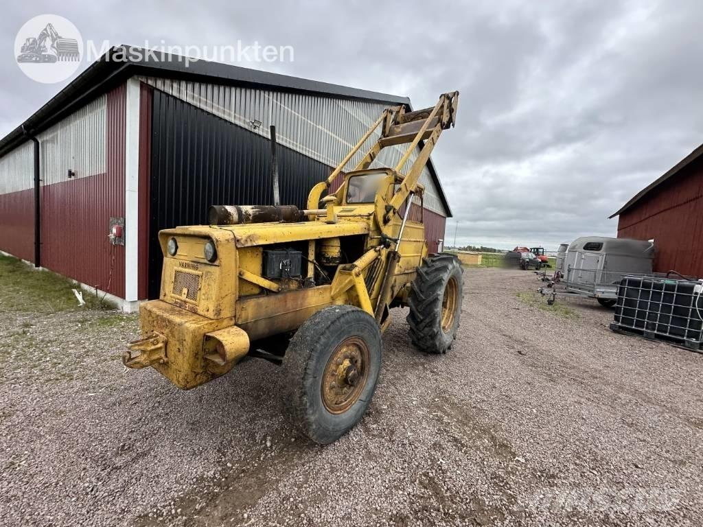 Volvo BM 620 لوادر بعجل