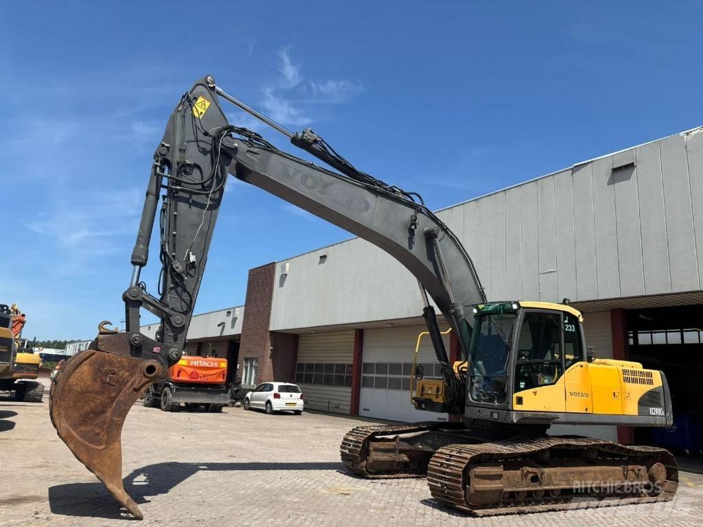 Volvo EC 290 C L حفارات زحافة