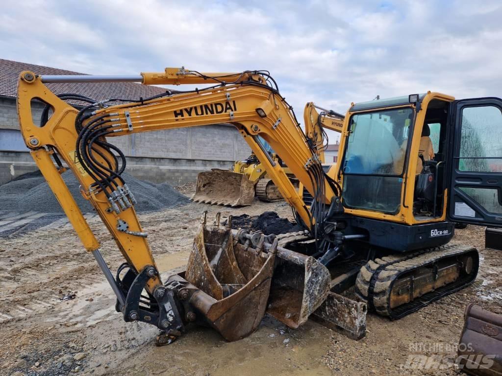 Hyundai R60CR-9A حفارات صغيرة أقل من 7 طن (حفارات صغيرة)