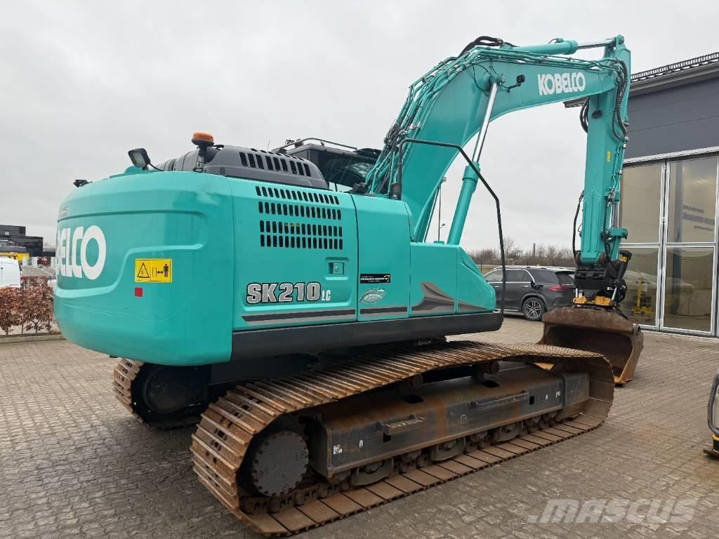 Kobelco SK 210 LC-11 حفارات زحافة