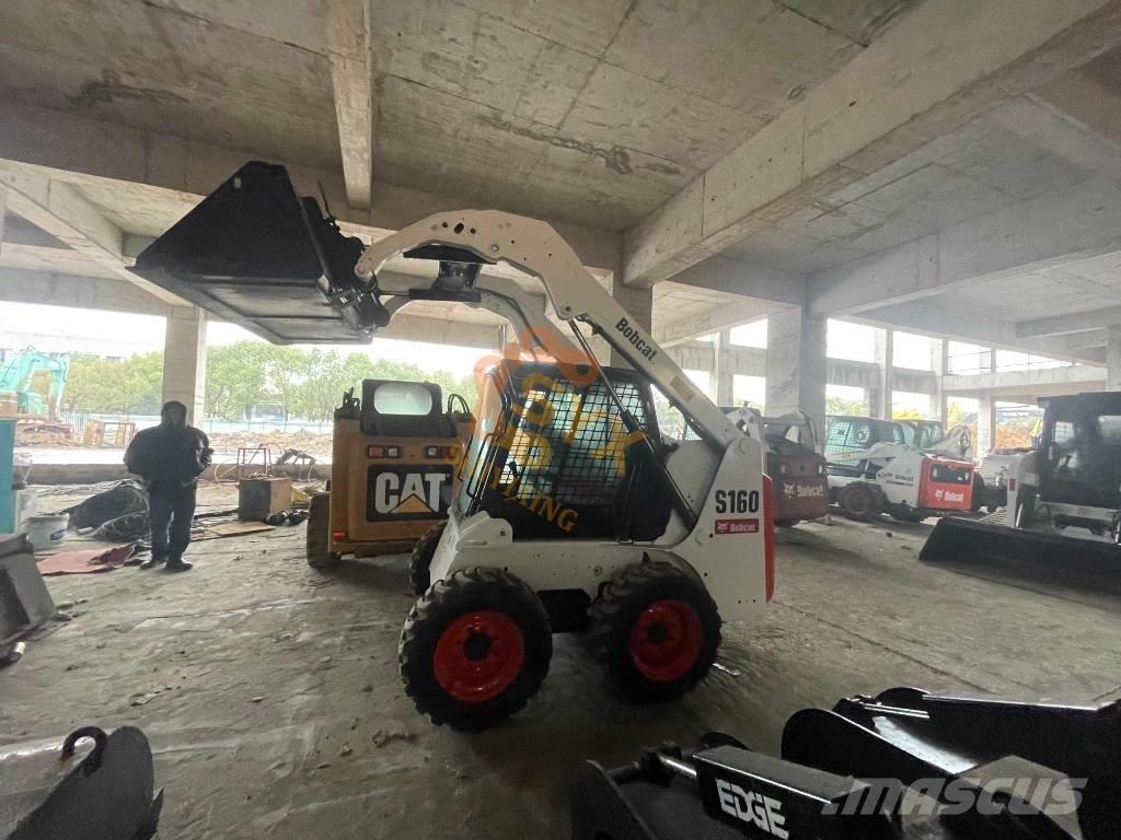 Bobcat S160 لوادر انزلاقية التوجيه