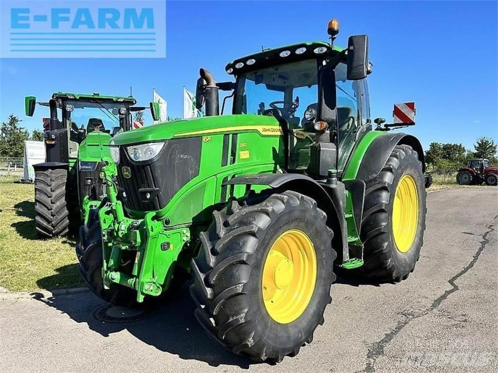 John Deere 6r 250 الجرارات