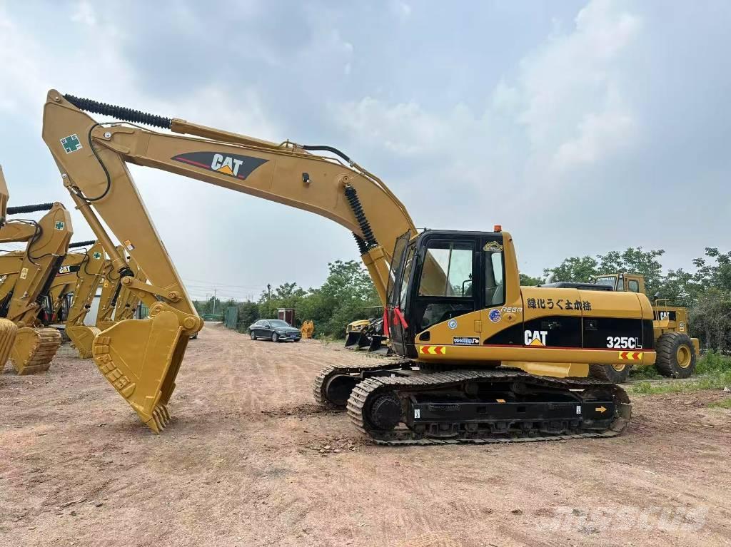 CAT 325CL حفارات زحافة