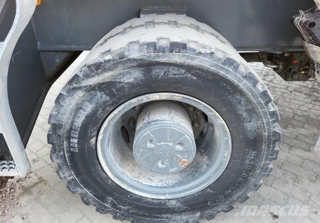 Liebherr LH 30 M مناولات المخلفات / مناولات صناعية