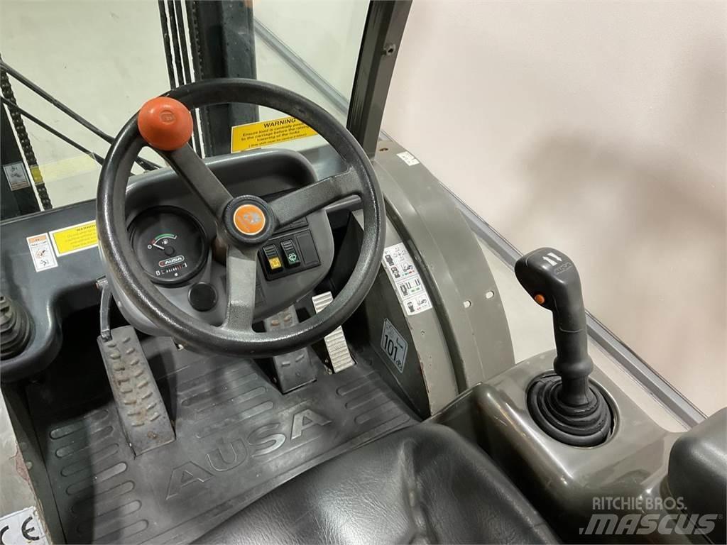 Ausa C150H X4 شاحنات الطرق الوعرة