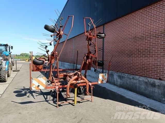 Kuhn GF6301 MH مكابس وميبسات التبن