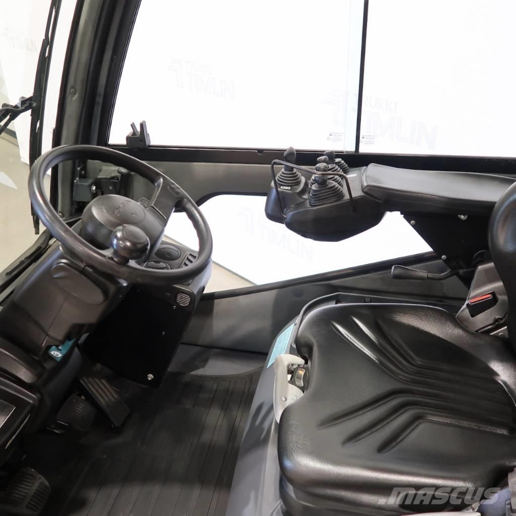 Toyota 02-8FDF30 شاحنات الديزل