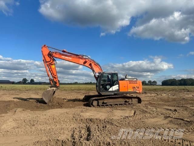 Hitachi ZX 210 LC-5B حفارات زحافة