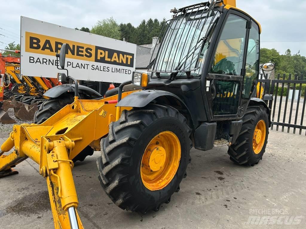 JCB 532-120 مناولات متداخلة