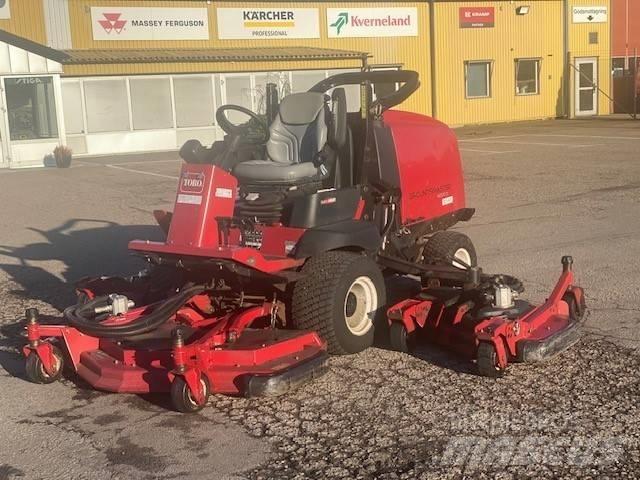 Toro 4000 ركوب الحشائش