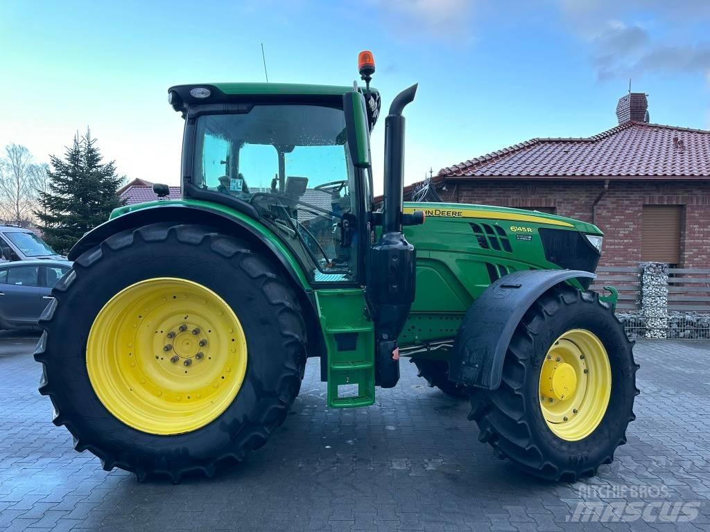 John Deere 6145 R الجرارات