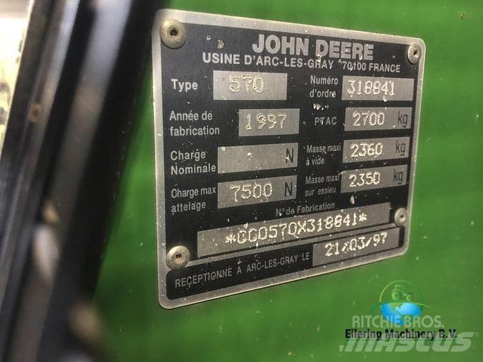 John Deere 570 حصادات الأعلاف