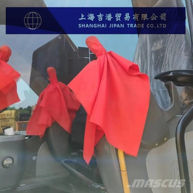 CAT 324 D حفارات زحافة