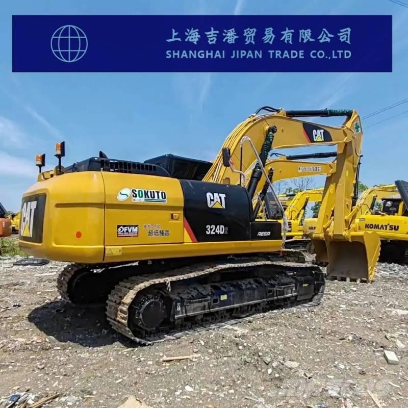 CAT 324 D حفارات زحافة