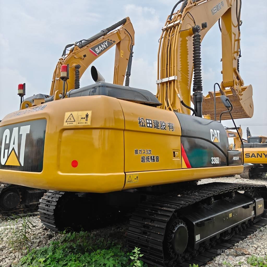 CAT 336D2 حفارات زحافة