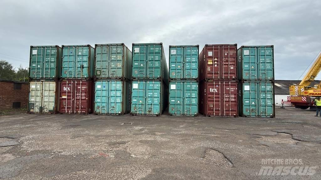 45ft containers حاويات بعرض الحمولة