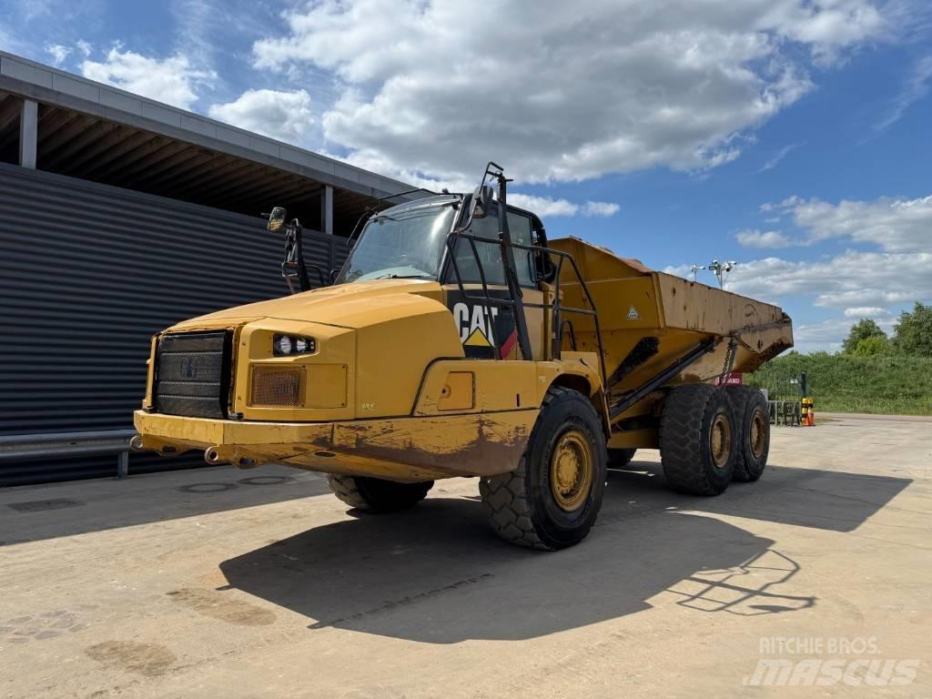 CAT 730C ساحبات مفصلية