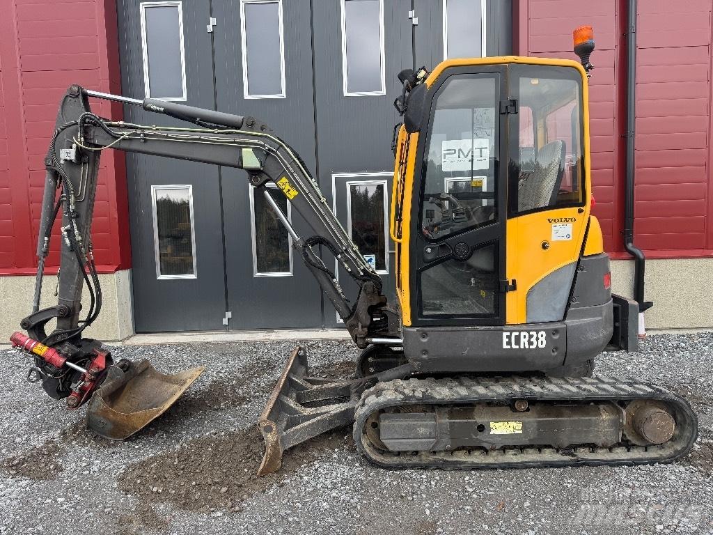 Volvo ECR 38 حفارات صغيرة أقل من 7 طن (حفارات صغيرة)