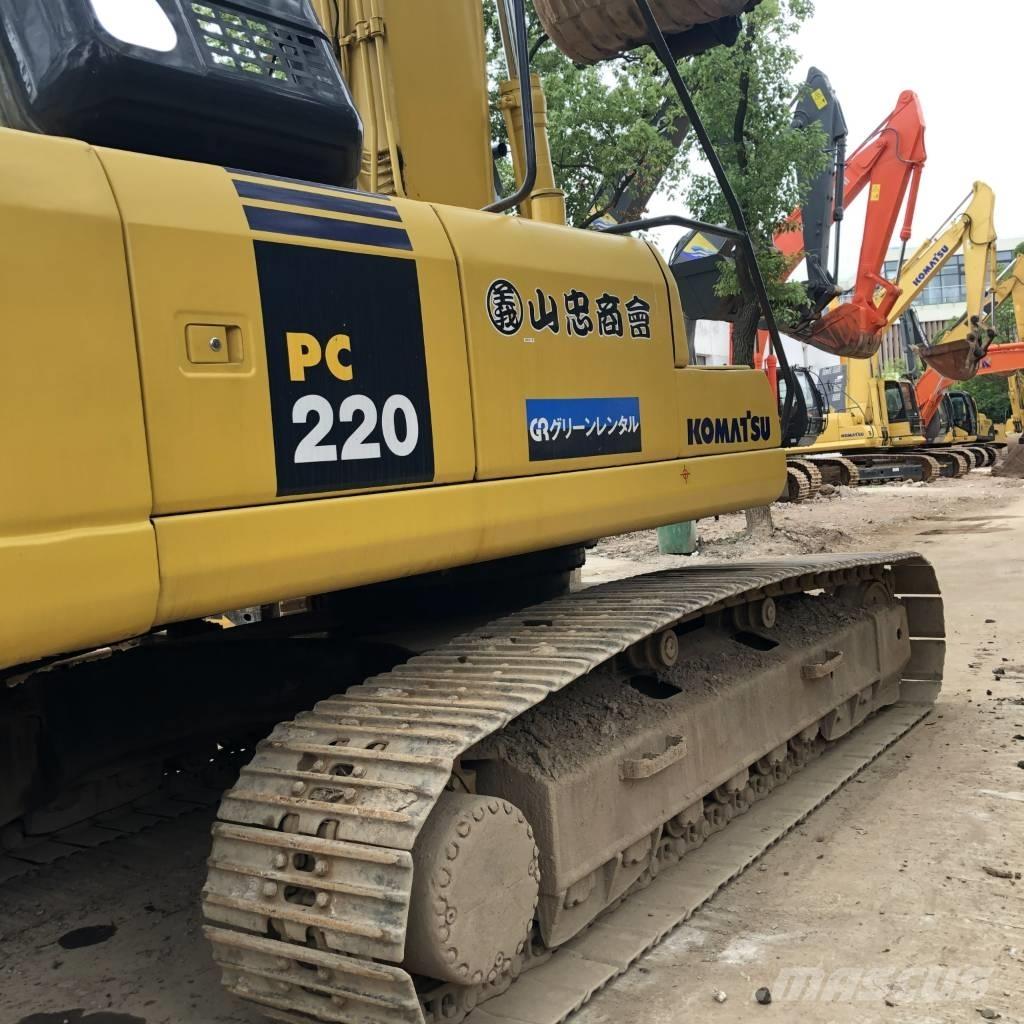 Komatsu PC 220 LC-7 حفارات زحافة