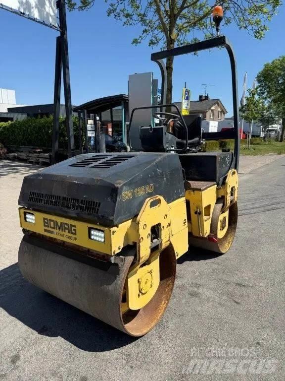 Bomag BW135AD مداحل ثنائية الاسطوانة
