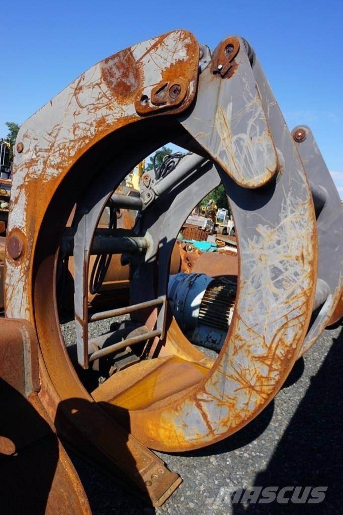 Volvo L 180 خطاطيف