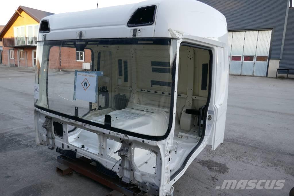 Scania P 410 كابينة والداخلية