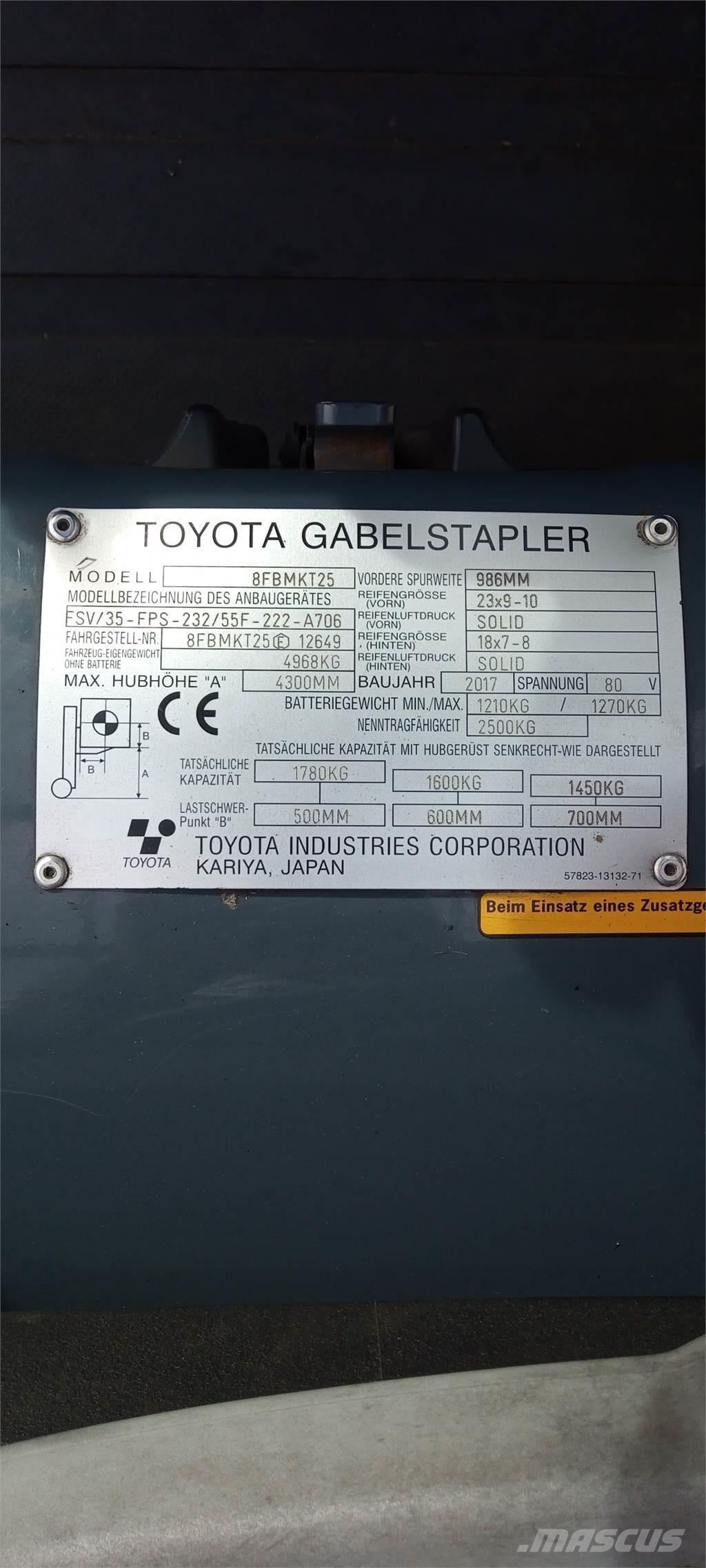 Toyota 8FBMKT25 شاحنات ذات رافعات شوكية تعمل بالكهرباء