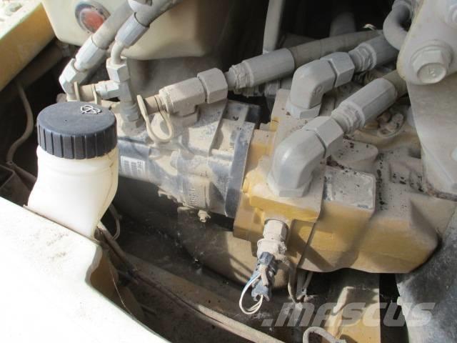 CAT 908 M لوادر بعجل