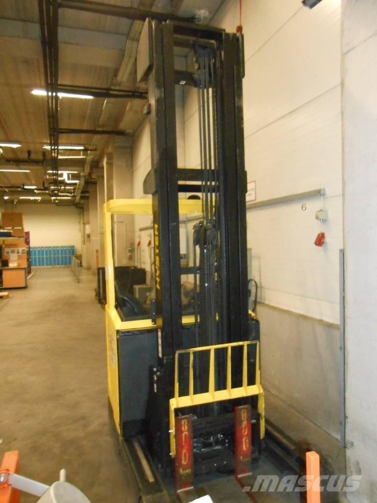 Hyster R 1.6 شاحنة مناولة