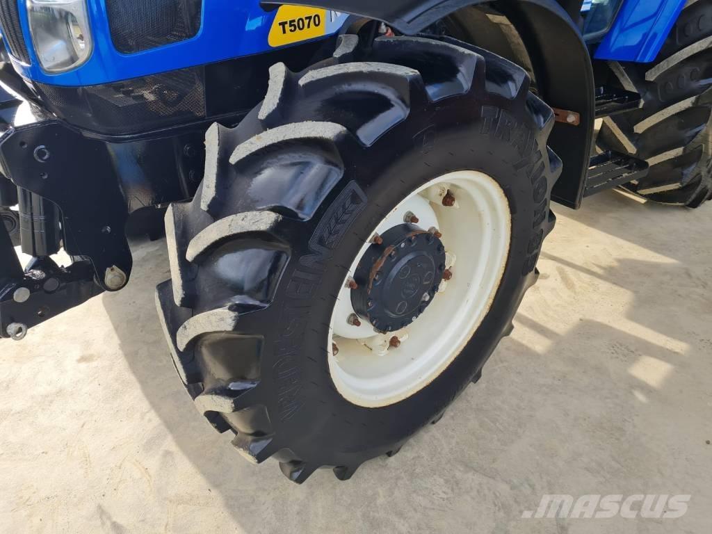 New Holland T 5070 الجرارات