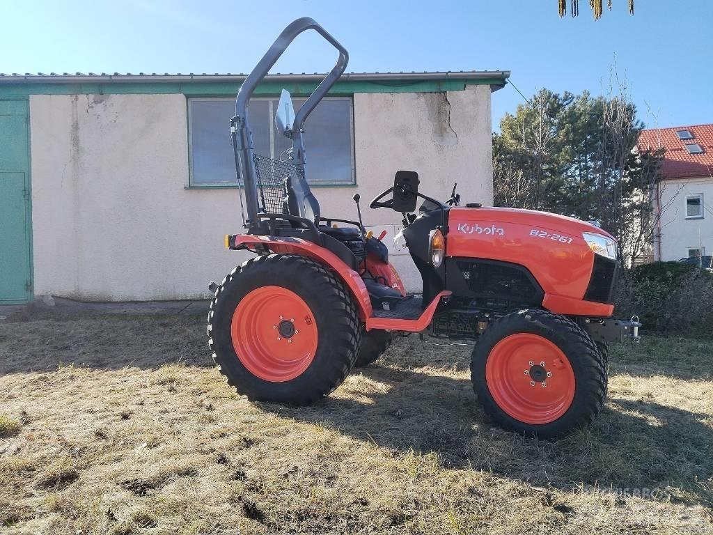 Kubota B2261 H Rops جرارات مدمجة