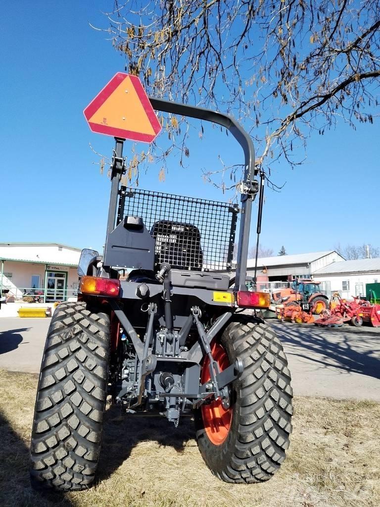 Kubota B2261 H Rops جرارات مدمجة