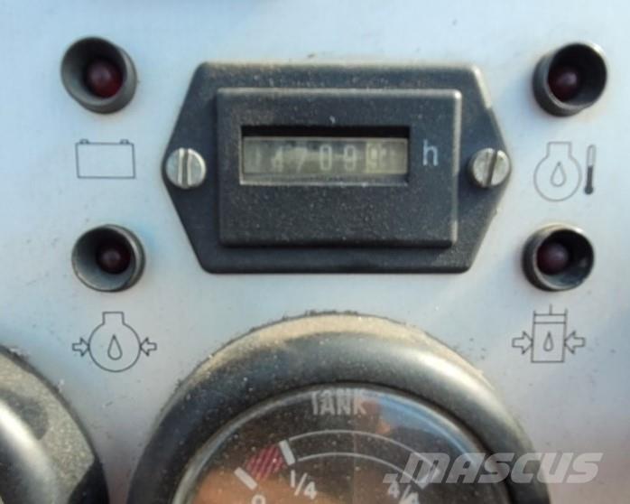 Vögele SUPER 800 معدات السفلتة