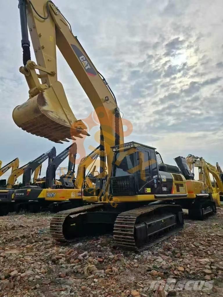 CAT 336D2L حفارات زحافة