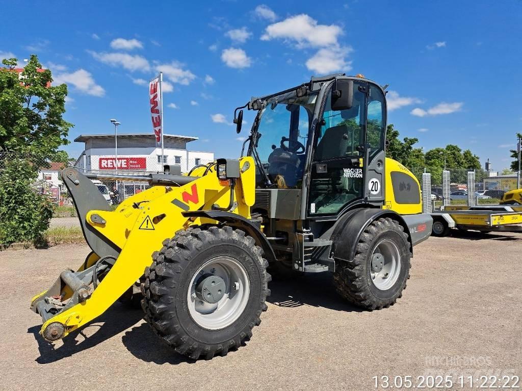 Wacker Neuson WL52 لوادر بعجل
