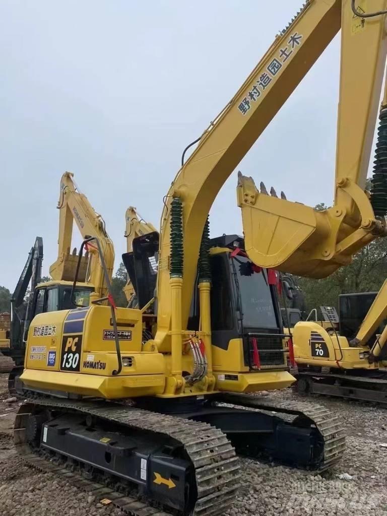 Komatsu PC 130-8 حفارات زحافة