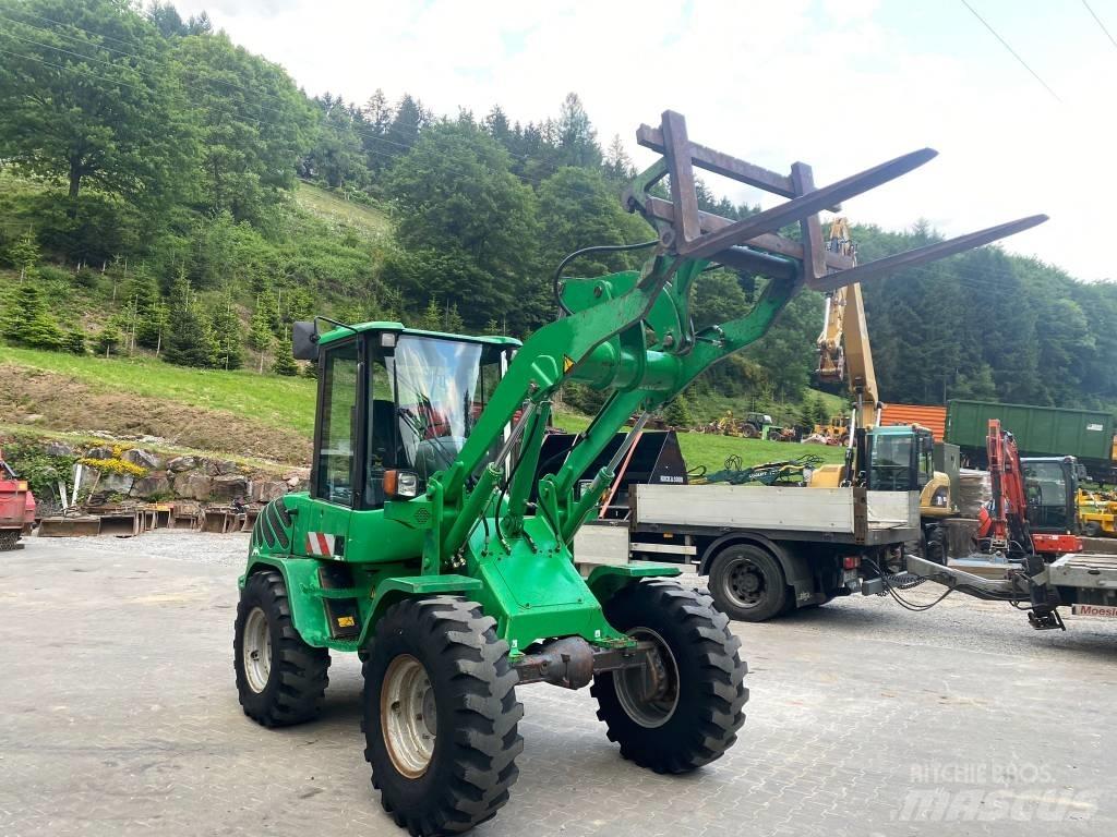 Volvo L 30 لوادر بعجل