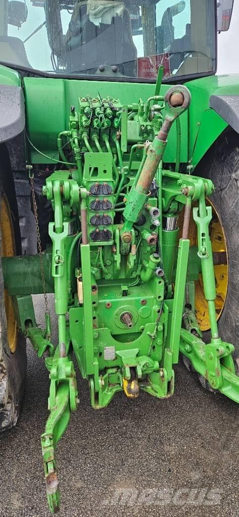 John Deere 7720 الجرارات