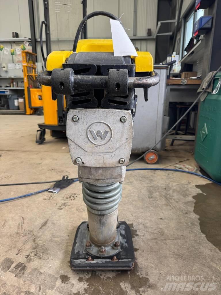 Wacker Neuson BS50-2 ِدَكات
