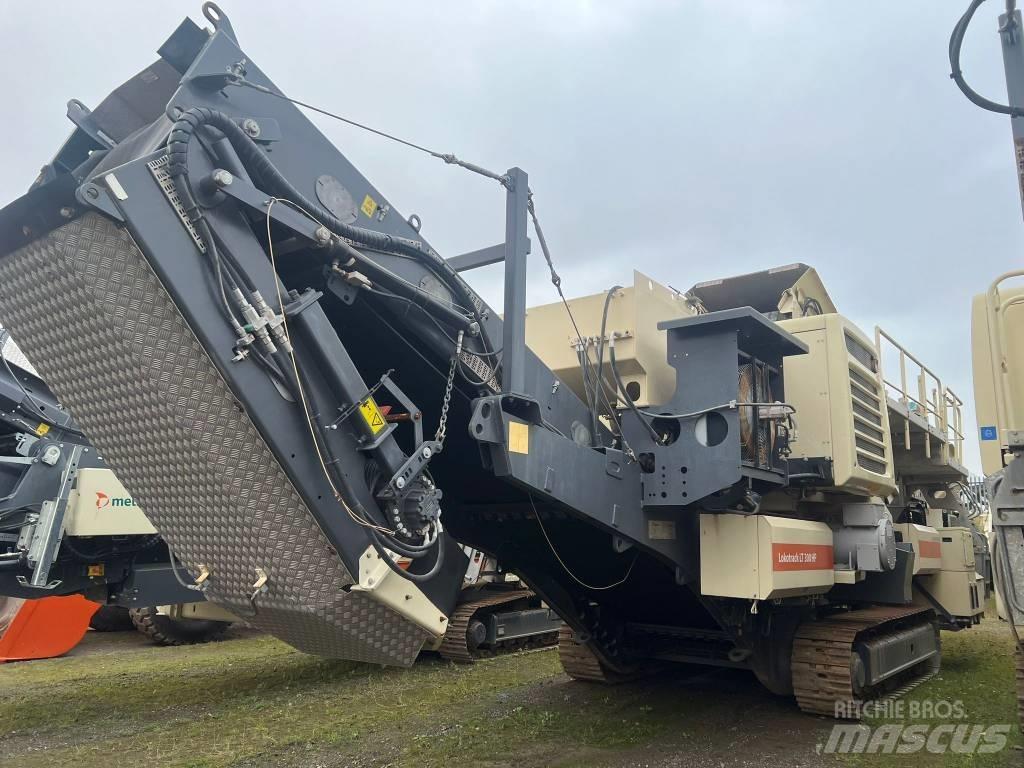 Metso LT 300 HP الكسارات المتنقلة