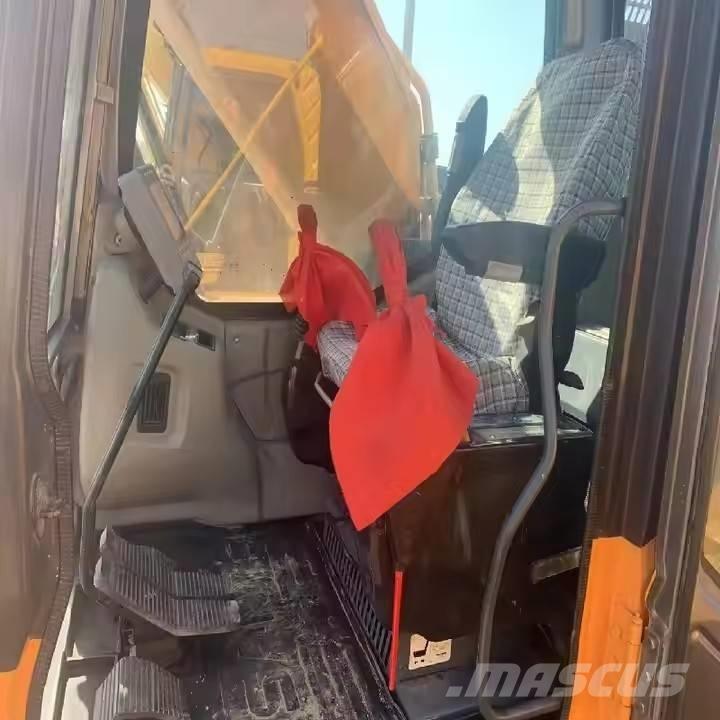 Sany SY 235 حفارات زحافة