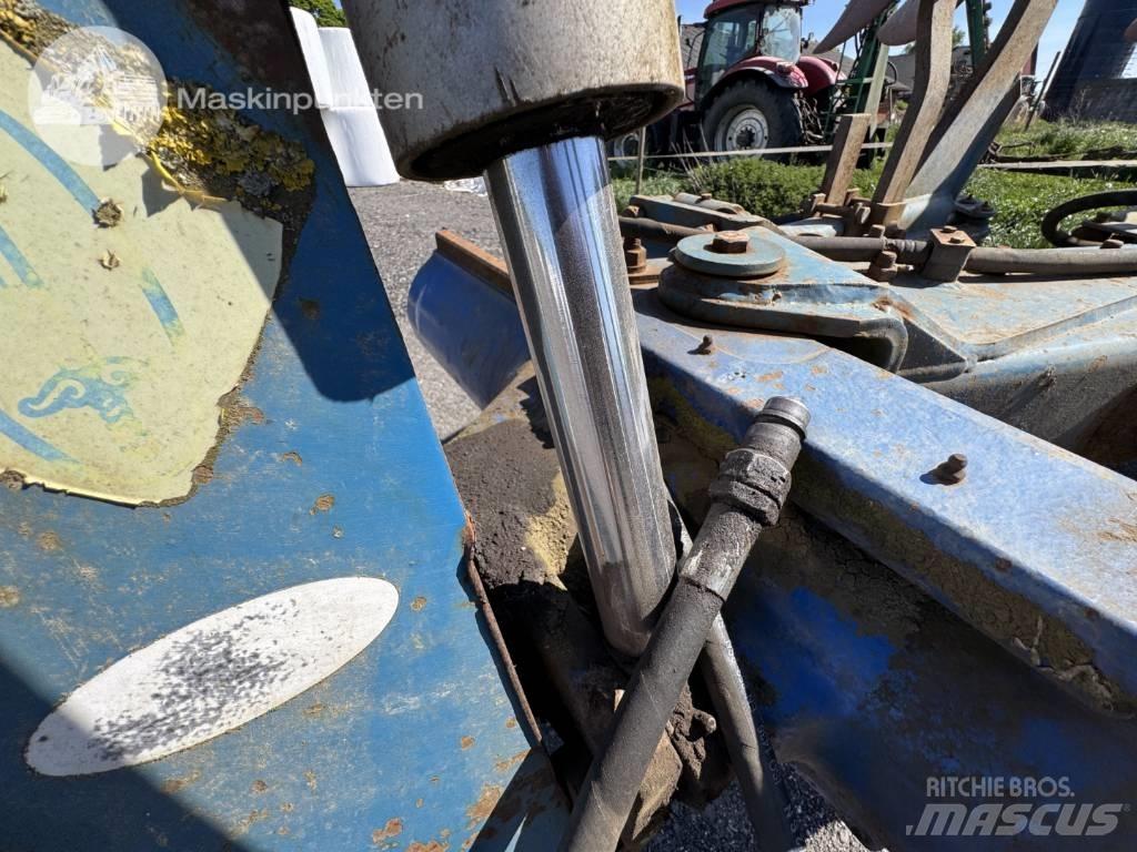 Överum CX 490 H محاريث عكسية