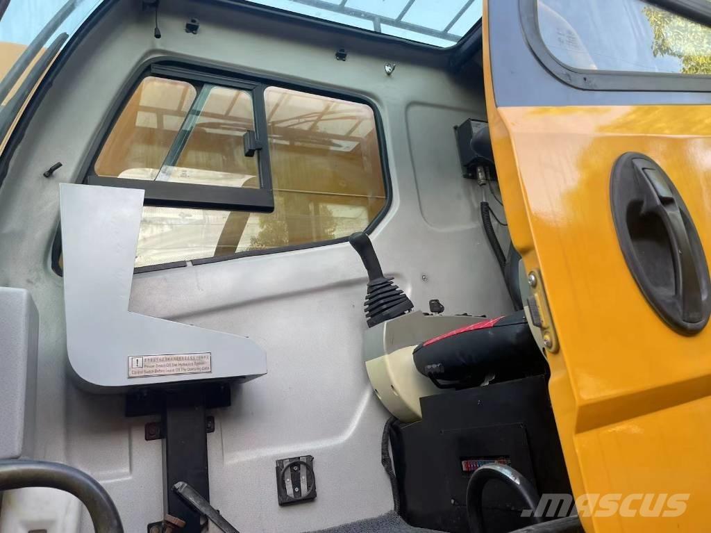 XCMG 55KC رافعات الطرق الوعرة