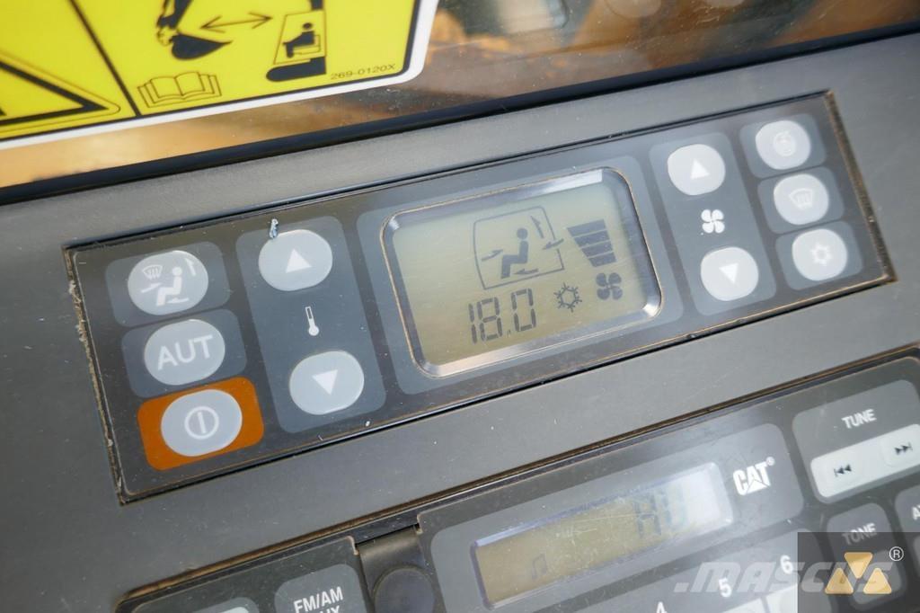 CAT 320ELRR حفارات زحافة