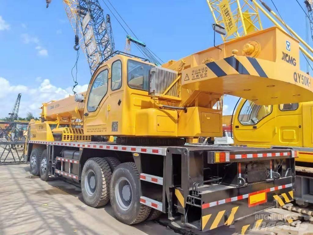 XCMG 50 رافعات مجنزرة